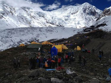 Lực lượng cứu hộ Nepal vẫn đang tiếp tục tìm kiếm nạn nhân