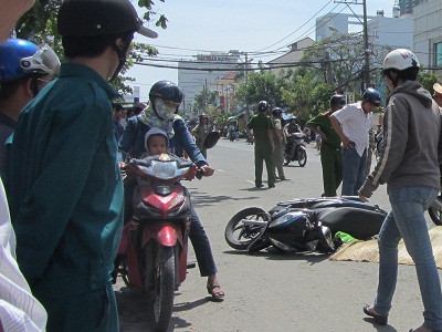 Thiếu nữ bị xe bồn cán ngang người chết thảm