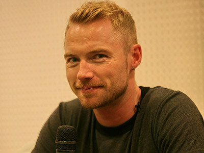 Thủ lĩnh nhóm Boyzone đến Nha Trang