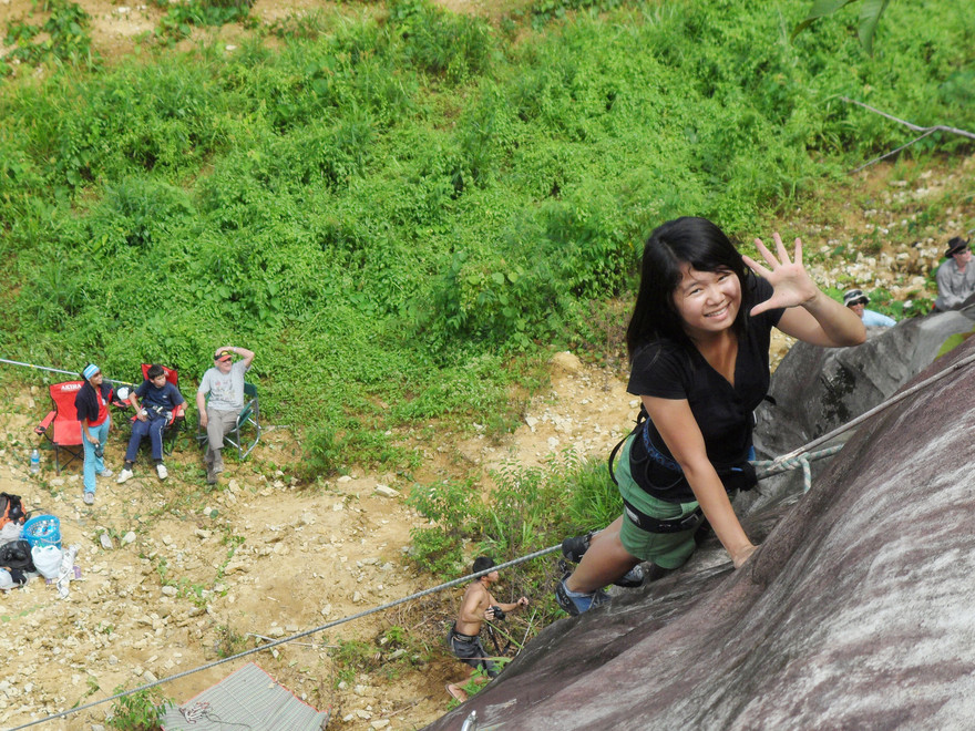 Cô gái Việt tuổi 20 độc hành quanh thế giới: Đi rồi sẽ đến