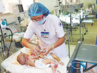 Có nhiều căn bệnh có thể chữa trị trong nước thay vì lựa chọn xuất ngoại Ảnh: Lê Nguyễn