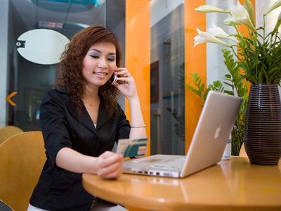 Ngân hàng đẩy mạnh phát triển dịch vụ công nghệ cao