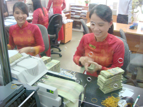 Chuyên gia kinh tế Bùi Kiến Thành: Phải cứu DN thì mới mong giải quyết được nợ xấu (ảnh chỉ có tính chất minh họa) Ảnh: Đại Dương