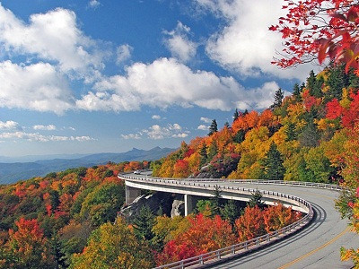 'Hút hồn' với cảnh thiên nhiên bên sườn núi