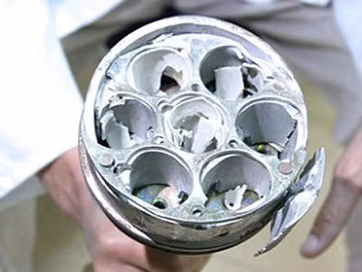 Gaddafi bị cáo buộc sử dụng bom chùm