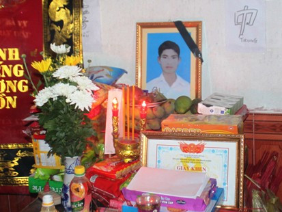 Làm thơ, tưởng nhớ nam sinh quên mình cứu 4 em nhỏ