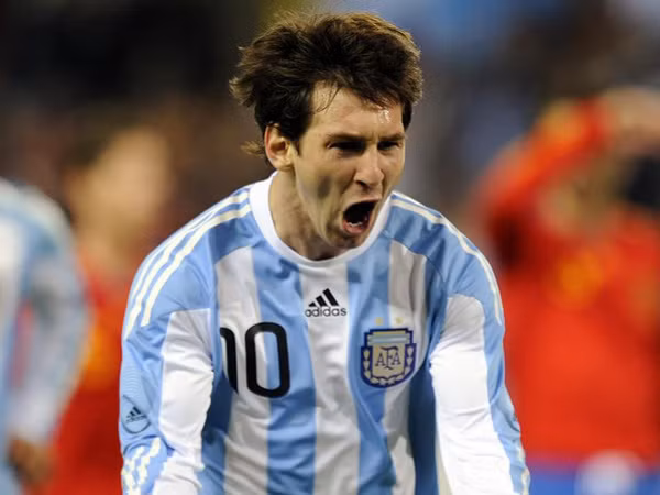 Messi: Tây Ban Nha xứng đáng vô địch