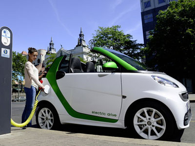 Xe điện giá 17.500 USD