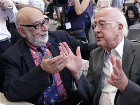 Nobel Vật lý về tay hai tác giả “Hạt của Chúa”