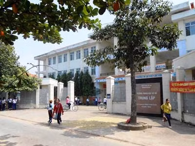 Xót xa nữ sinh tự tử vì mất quỹ lớp