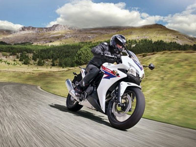 Honda CBR500R: Xe đua hạng trung