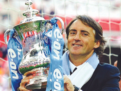Roberto Mancini mơ chinh phục đỉnh Premier League