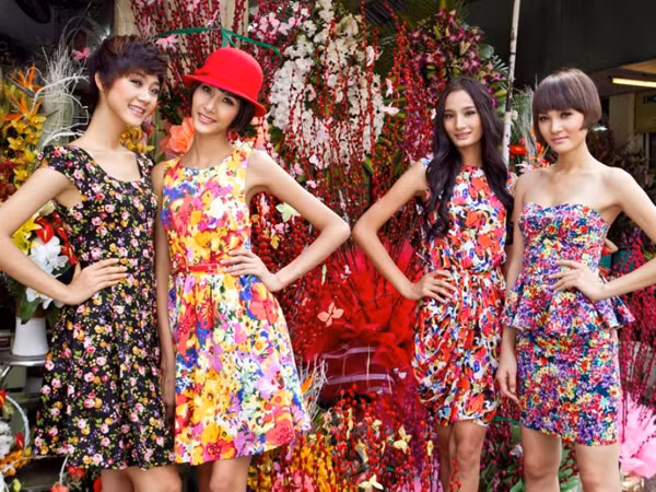 Top 4 VN's Next Top Model rực rỡ đón Xuân