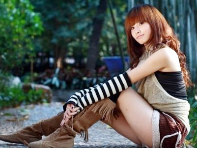 Chân dung nữ sinh được đại gia đón bằng trực thăng