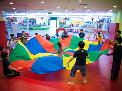 Vui trung thu ‘Vầng trăng cổ tích’ cùng Trung tâm thương mại Vincom