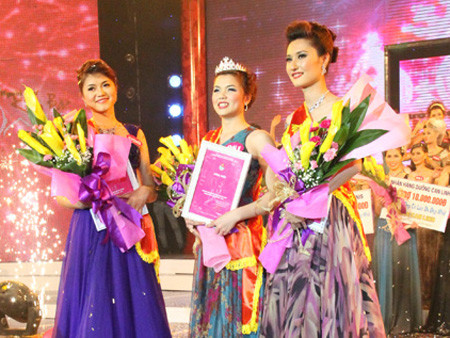 Người đẹp Kinh Bắc tỏa sáng