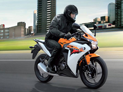 Honda CBR150R sắp có thêm hai phiên bản mới