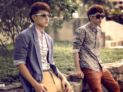 Chọn tone trầm cổ điển cho chàng