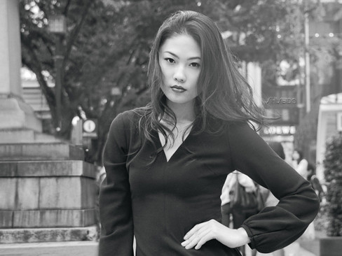 Mai Giang đẹp ấn tượng trên đường phố Tokyo