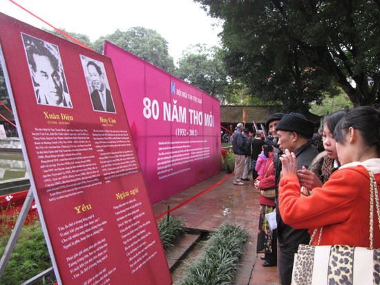 Lảnh lót tiếng thơ trong Văn Miếu