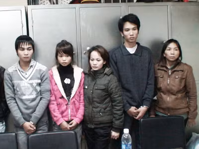 Báo động khiêu dâm, mua bán trẻ em qua mạng