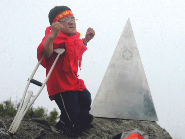 Sơn Lâm trên nóc nhà Đông Dương