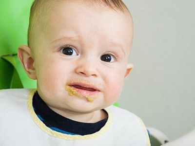 Tư vấn cho bé 1 tuổi nặng 6 kg