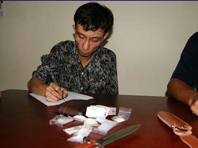 Liên tiếp bắt đối tượng mang ma túy khi tham gia giao thông