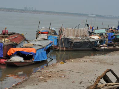 'Câu xác chết' ở làng vạn chài Cổ Đô