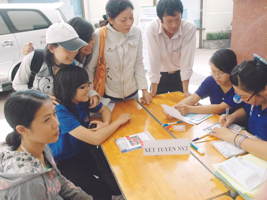 Ngành thấp nhất có điểm chuẩn là 13