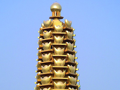 Kiến trúc xấu nhất Trung Quốc năm 2012