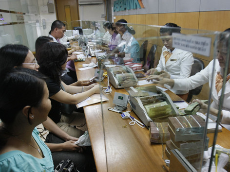 Vay tiêu dùng: Rộng cửa nhưng chớ vội!