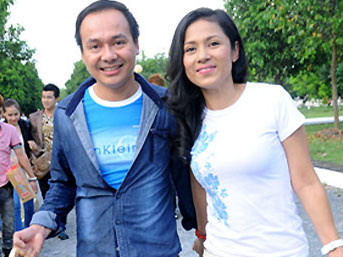 Việt Trinh: Tuổi 40 chưa bao giờ bớt 'nóng'