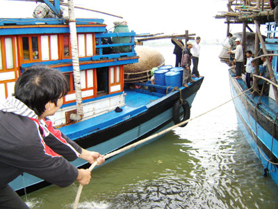 Vẫn Hoàng Sa thẳng tiến