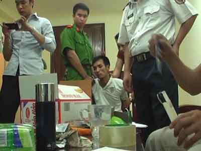 Truy tố 89 người buôn 4.400 bánh heroin