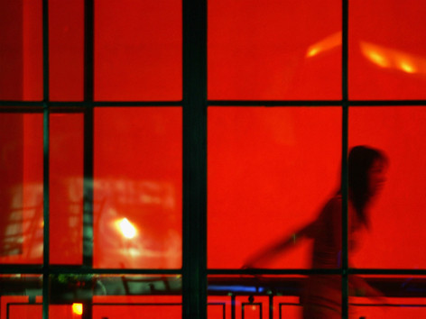 Hacker Trung Quốc nhử nhà ngoại giao bằng ảnh nude