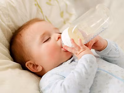 Cách bảo quản sữa mẹ tốt nhất cho bé