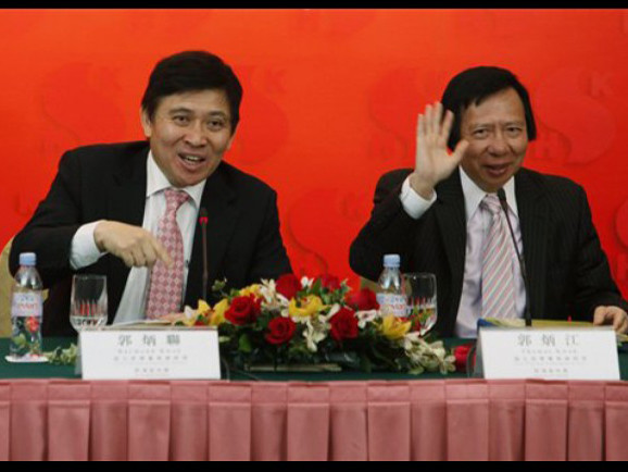 Bắt giữ hai anh em tỷ phú Hồng Kông