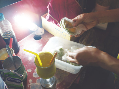 Hoa quả thối thành sinh tố