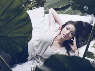 Thủy Top: 'Đẻ con' rồi để đấy