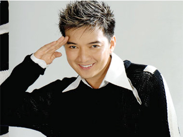 Đàm Vĩnh Hưng: Còn khuya mới “hết mốt” ?!