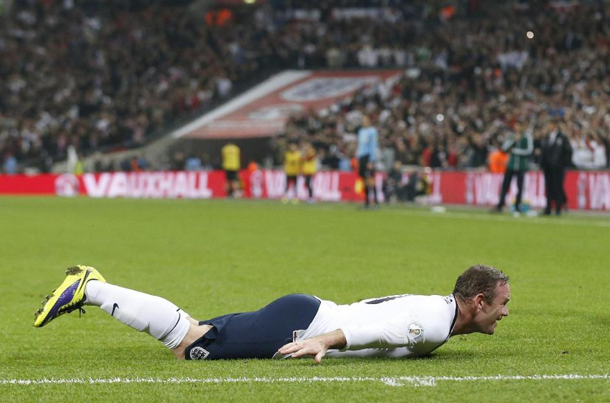 Hình ảnh 90 phút căng như dây đàn tại Wembley