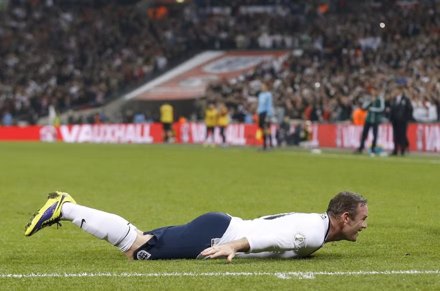 Hình ảnh 90 phút căng như dây đàn tại Wembley