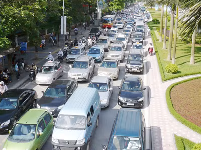 Hạn chế xe cá nhân: Cần làm rõ cơ sở khoa học