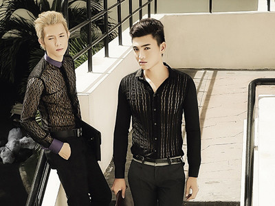 Phái mạnh quyến rũ với sơ mi ren