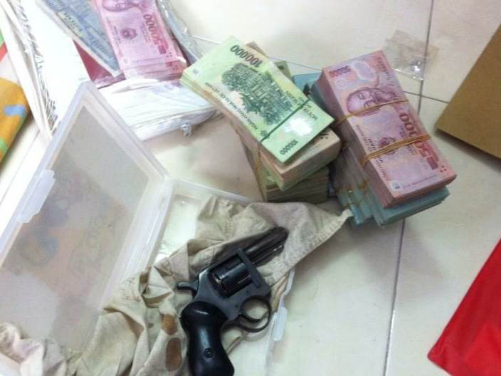 Đối tượng Phạm Ngọc Bảo và tang vật bị thu giữ