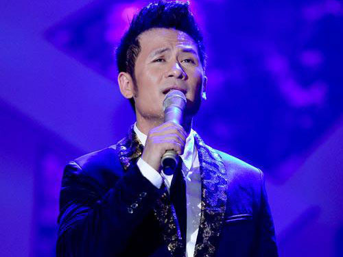 Bằng Kiều bất ngờ lọt vào Top 10 Nghệ sĩ của năm