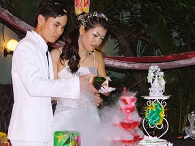 Hà Nội chính thức quy định cưới không mời quá 300 người