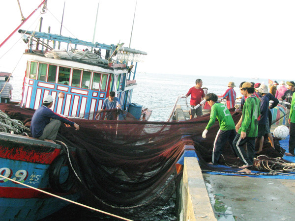 Ngư dân sẵn sàng ra khơi Ảnh: Nam Cường