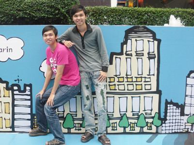 Anh em Hà, Nam trong chuyến khảo sát tại Anh